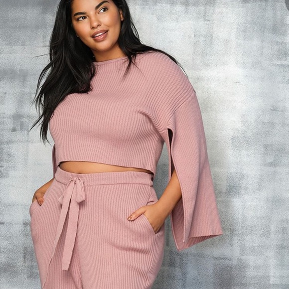 Eloquii Sweaters - Eloquii Slit Sleeve Sweater • Pink